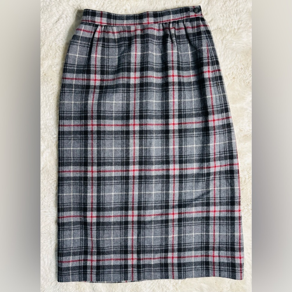 Vintage Petite Pendleton Gray Wool Full Length Skirt Size: 4